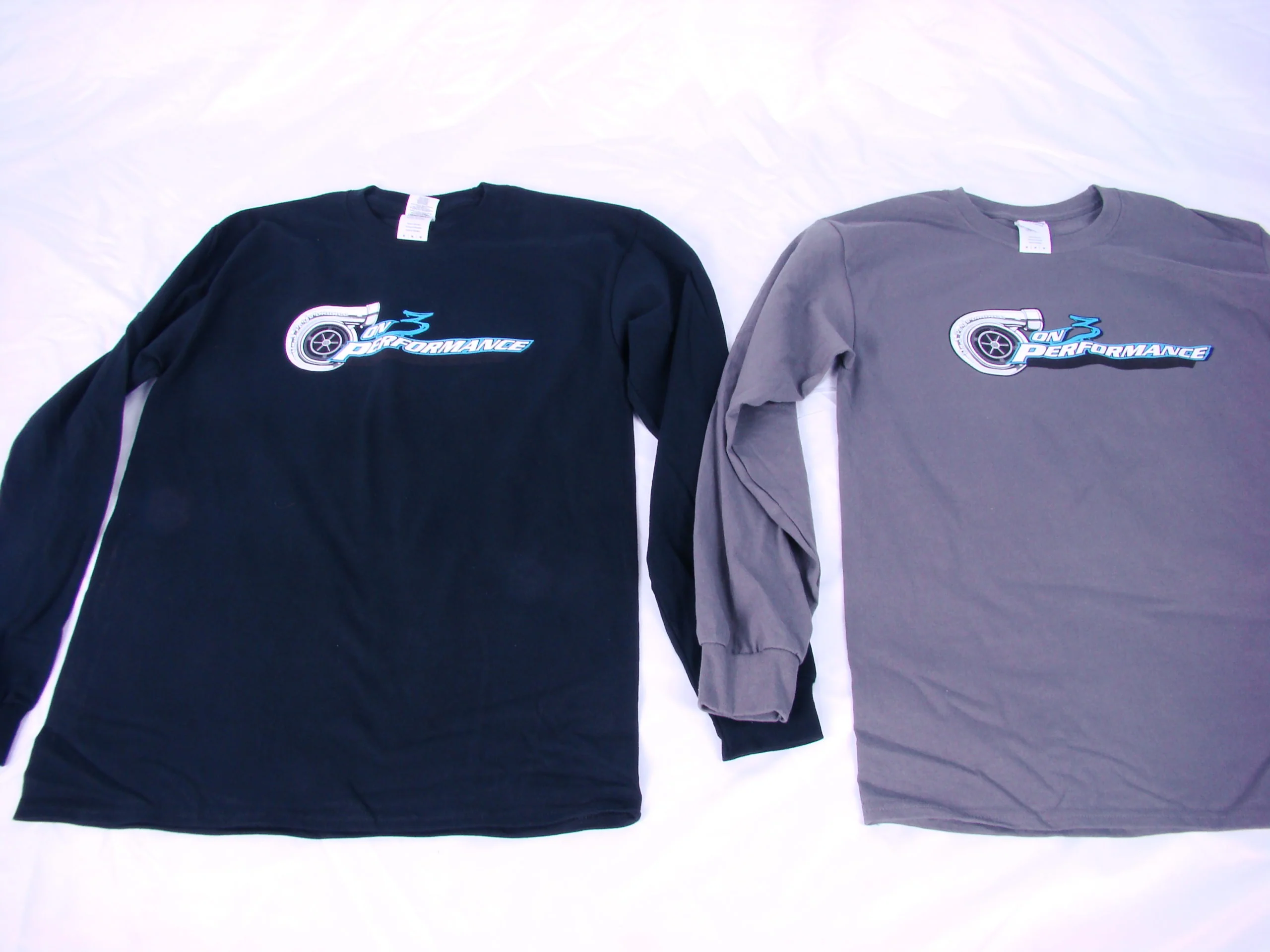 On 3 Long Sleeve Tee - Black or Gray - Image 3