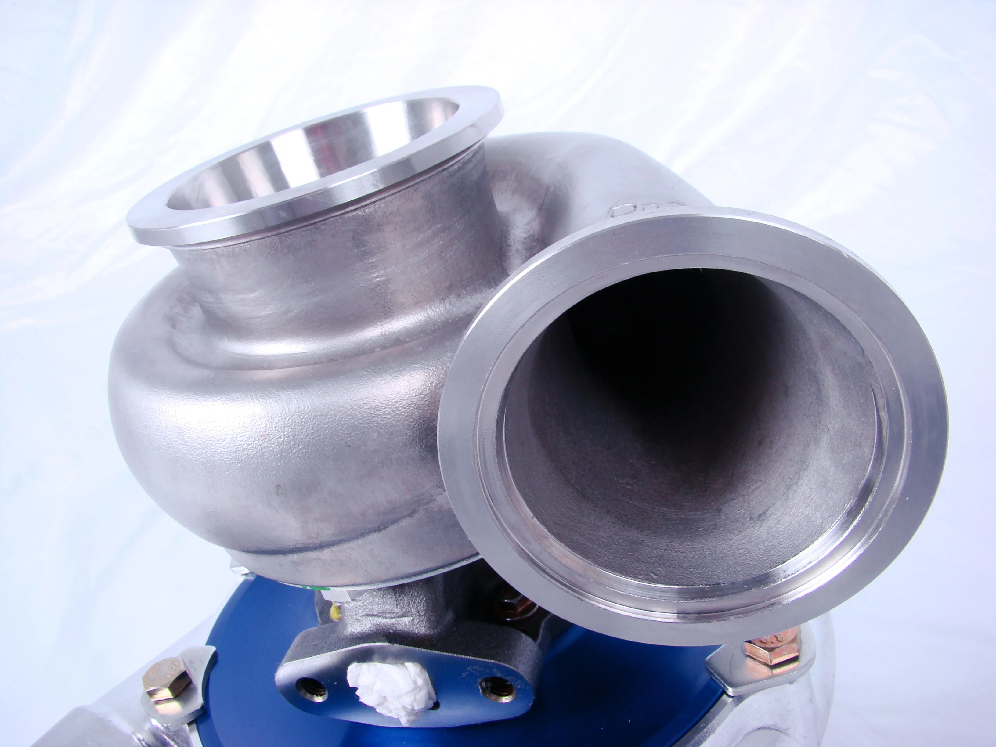 7665 T4 V-Band Turbocharger - Image 8