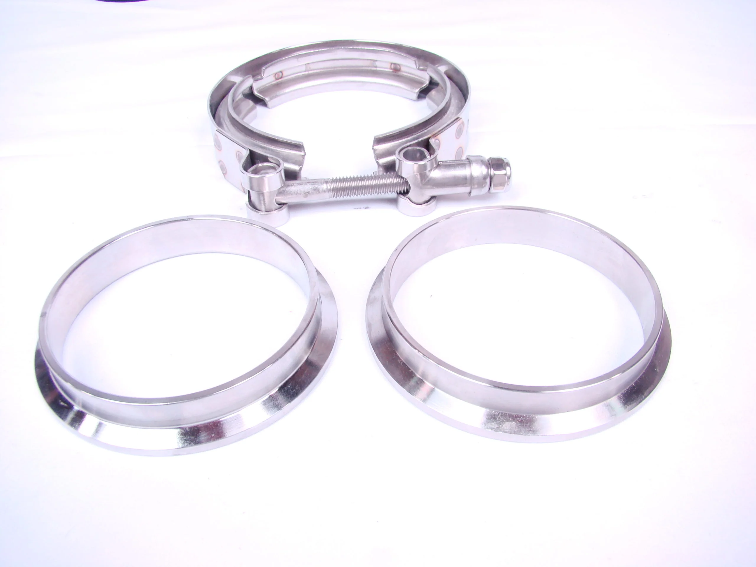 On 3 Performance V-Band Flange / SS Clamp Kit - 2.5" - Image 2